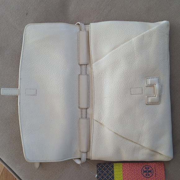 Tory Burch Leather Closure Clutch - Picture 7 of 15